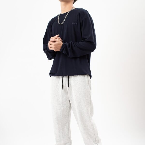 9263ade2 17f5 43af b 683x1024